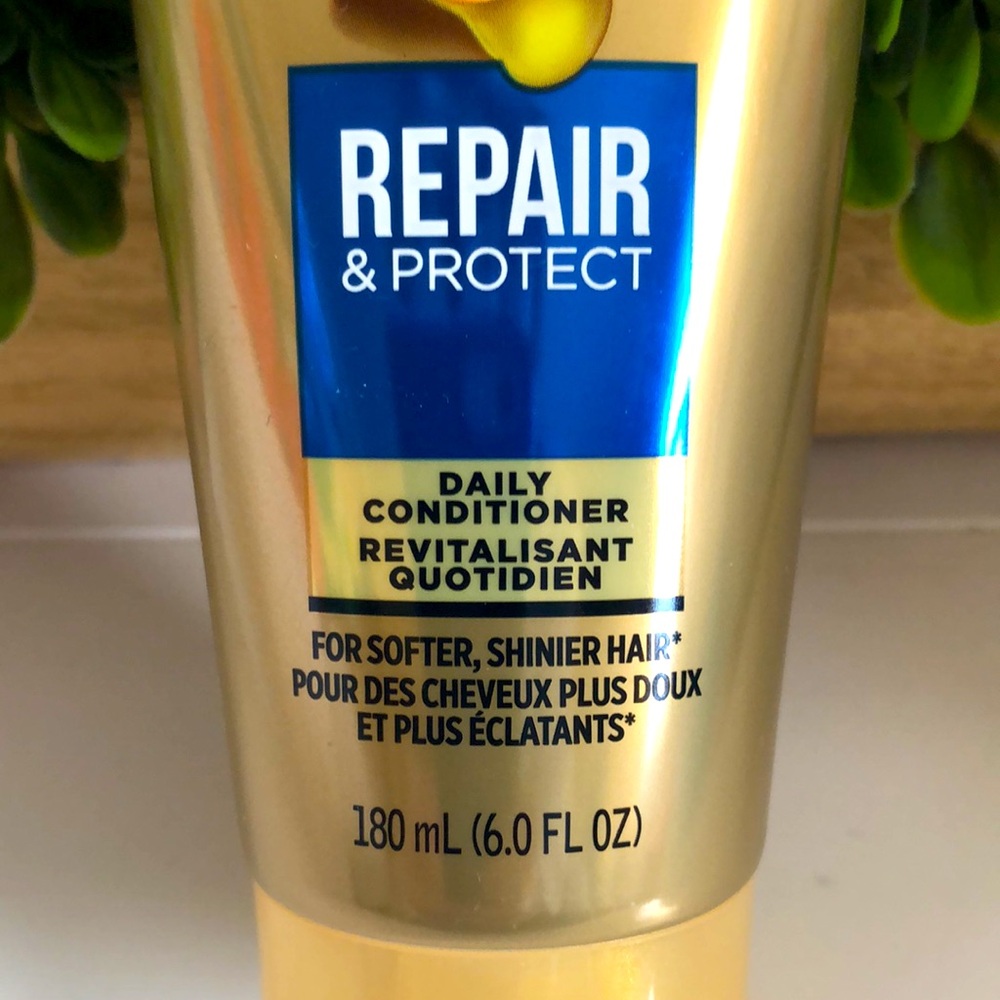 COPY - Pantene Gold 3 Minute Miracle Repair & Protect Conditioner - Picture 2 of 5